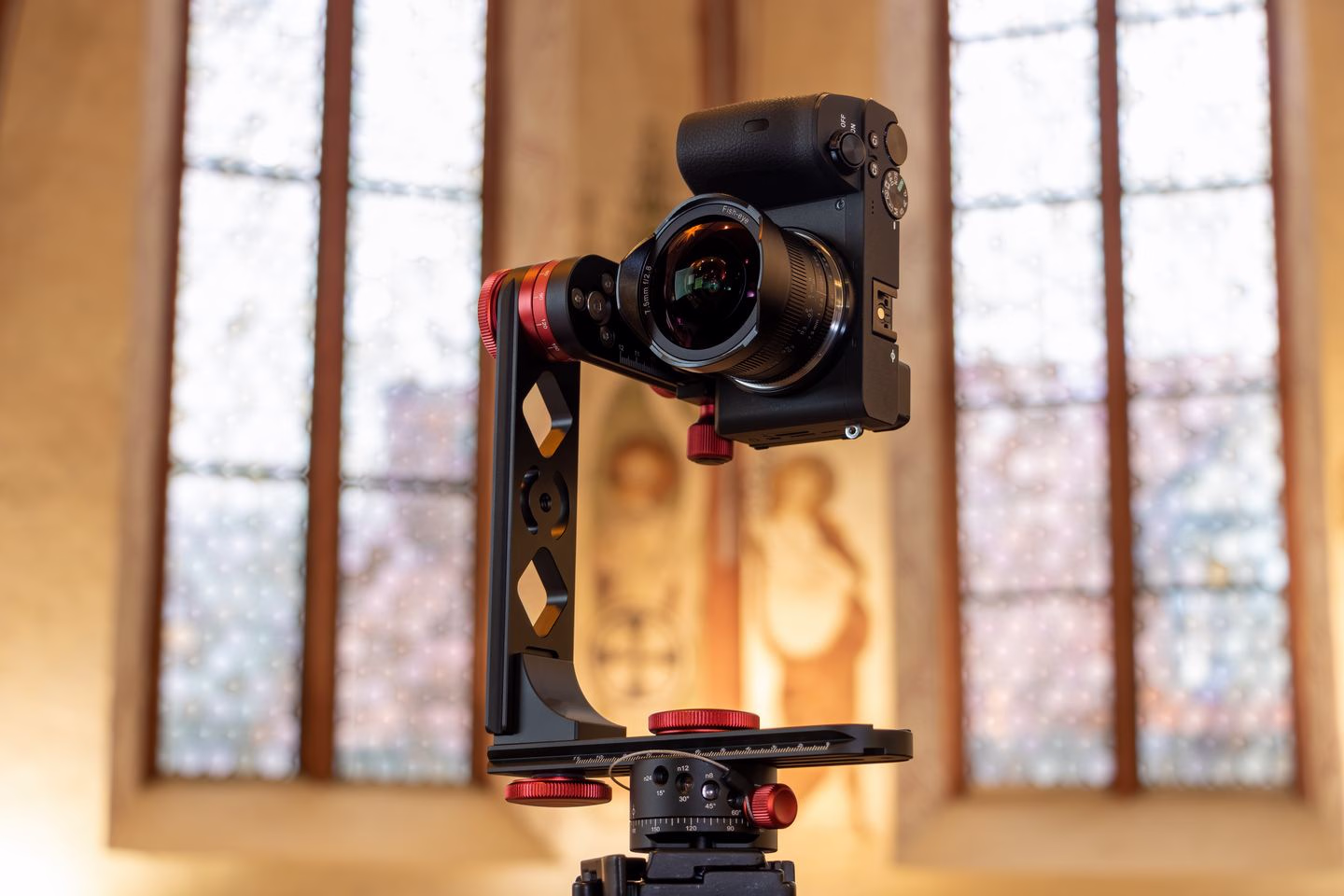 Panoramic camera rig positioned inside a building — Source Select.